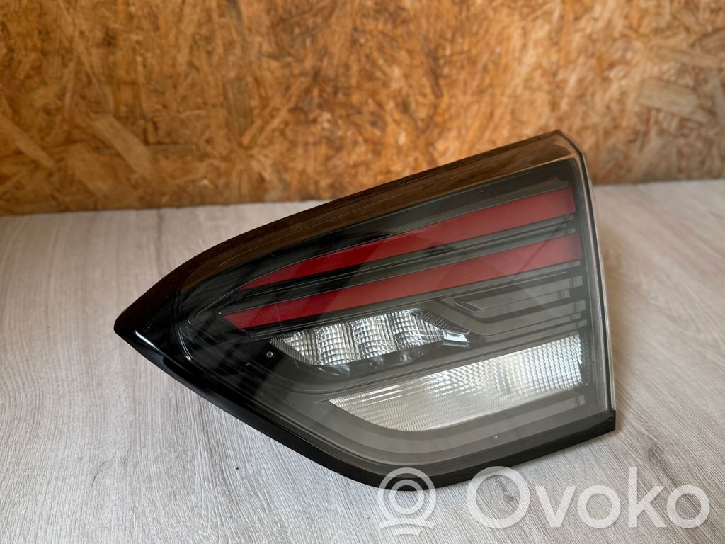 Opel Crossland X Takaluukun takavalot 