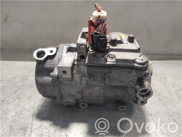 Toyota RAV 4 (XA50) Compresseur de climatisation 