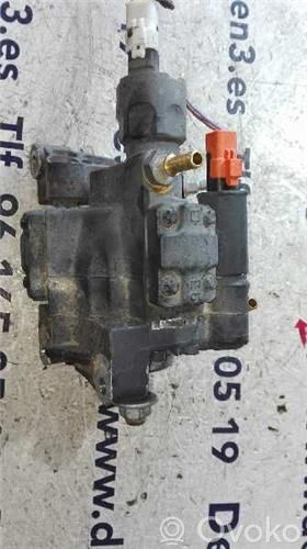 Renault Clio III Fuel injection high pressure pump 
