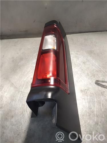 Lámpara de faros/luces traseros