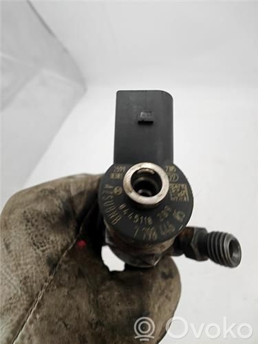 BMW 1 E81 E87 Fuel injector 