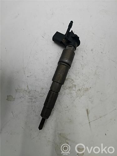 Inyector de combustible   779272104