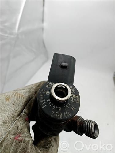 BMW 1 E81 E87 Fuel injector 
