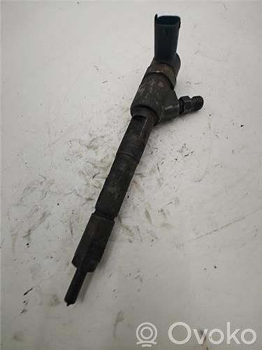 Opel Corsa D Inyector de combustible 