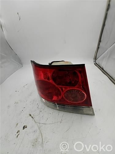Lámpara de faros/luces traseros