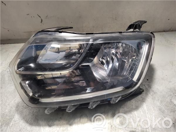Dacia Duster II Headlight/headlamp 