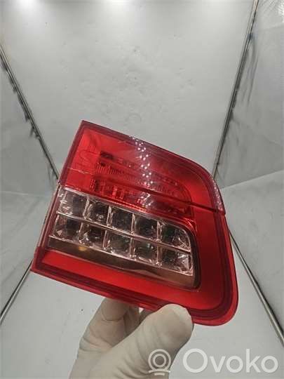 Lámpara de faros/luces traseros
