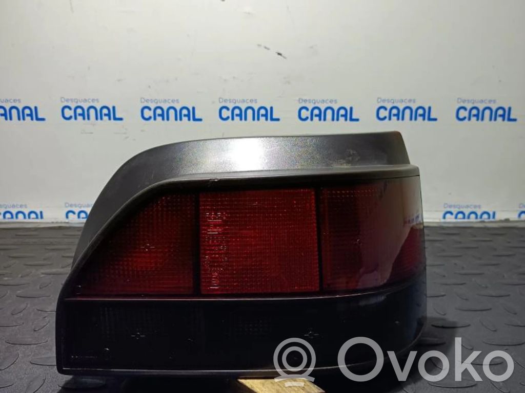Renault Clio I Rear/tail lights 