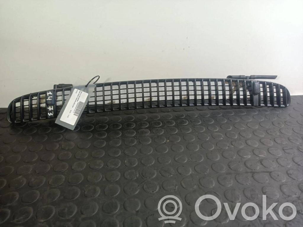 Kühlergrill   511370