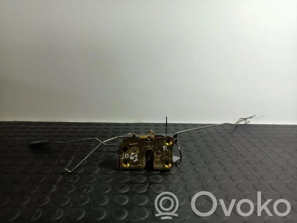 Opel Corsa B Front door lock 