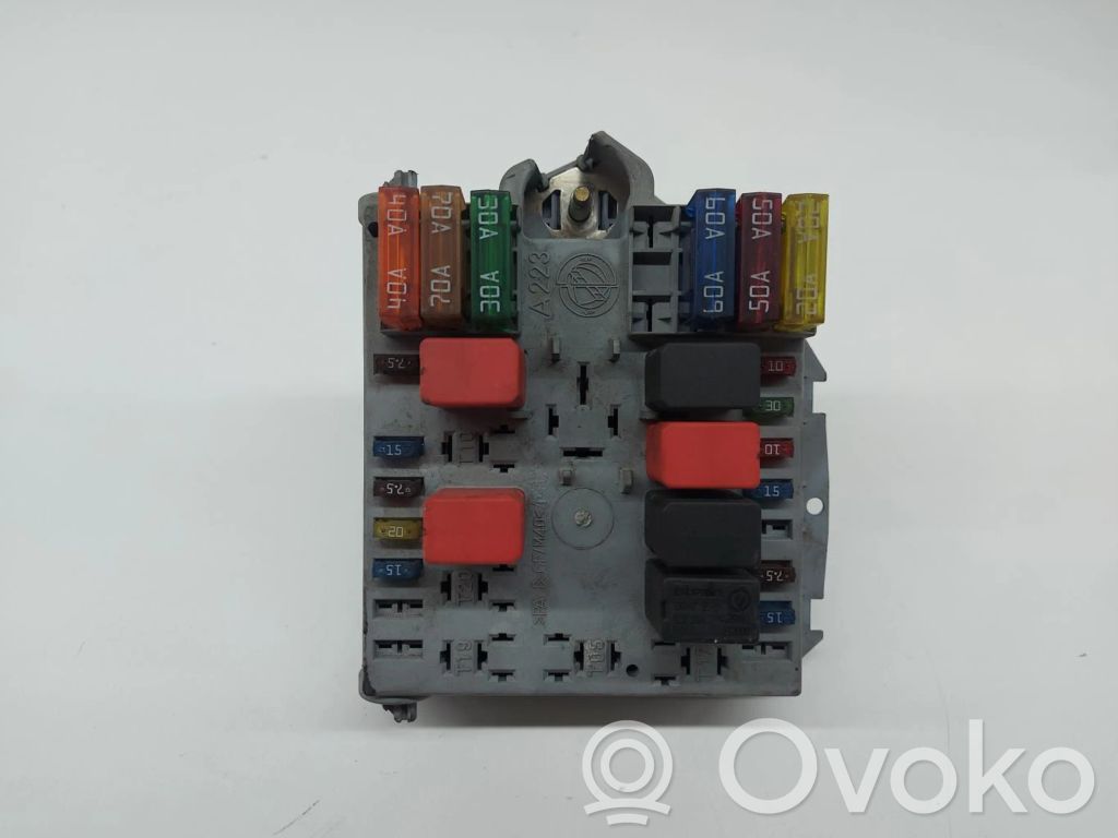 Fiat Punto (188) Modul siguranțe 