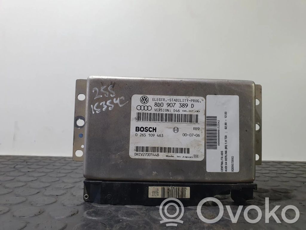 Unidad de control/módulo del ABS   8D0907389D