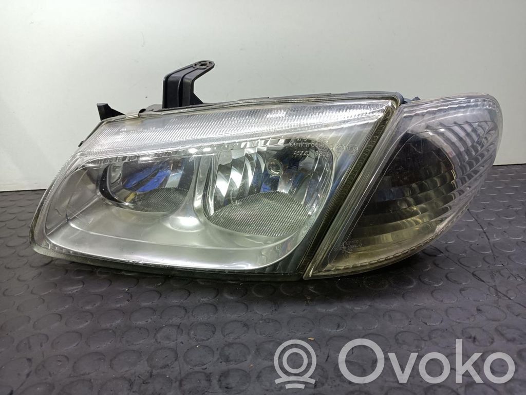 Nissan Almera N16 Lampa przednia 