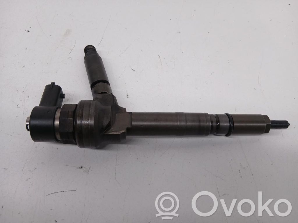 Inyector de combustible   0445110175