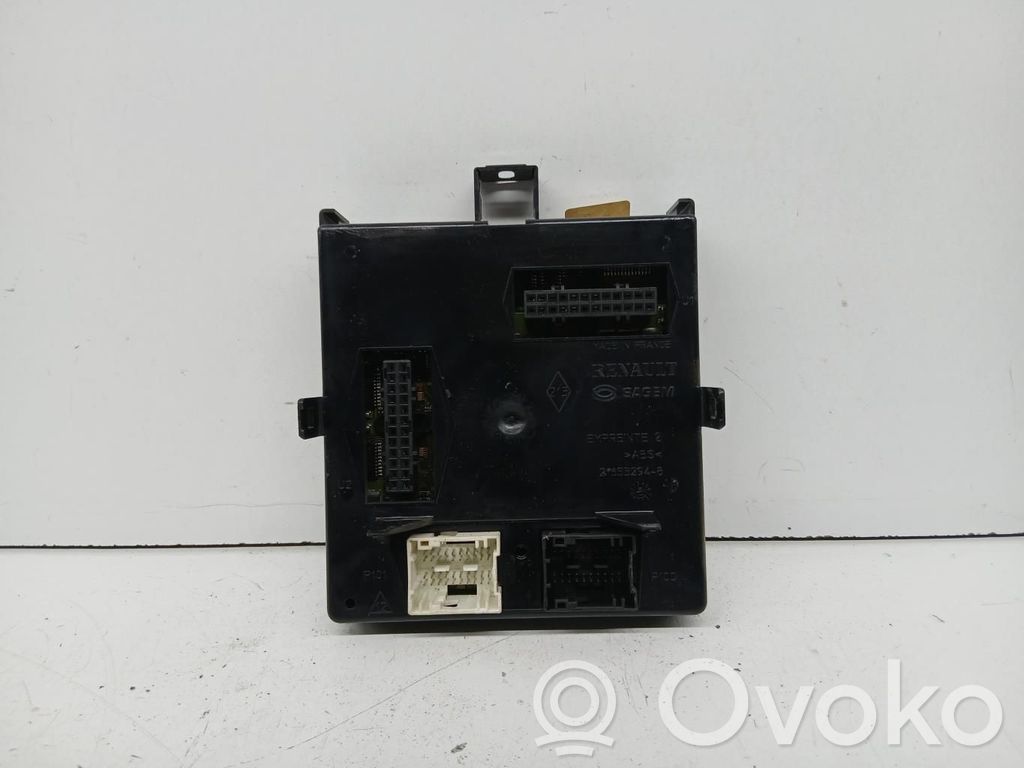 Renault Laguna II Module de fusibles 