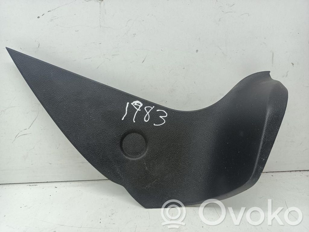 Moldura inferior   ET76R044C61