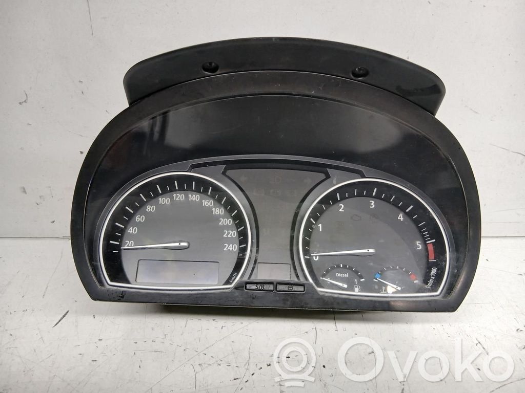 BMW X3 E83 Speedometer (instrument cluster) 