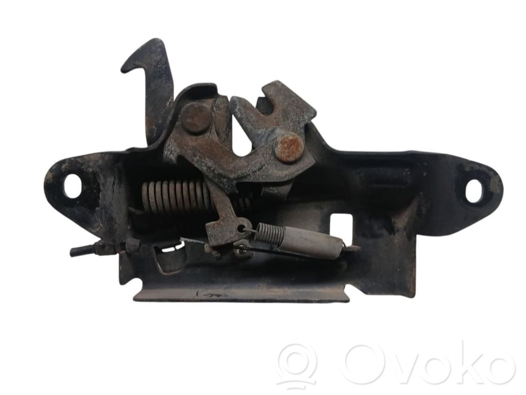 Tie down hook / loop