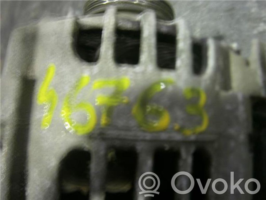 Renault Clio II Generator/alternator 