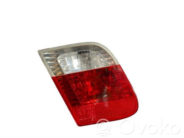BMW 3 E46 Aizmugurējais lukturis pārsegā 