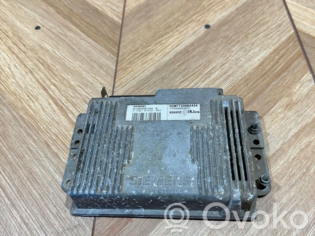 Renault Megane I Engine control unit/module 