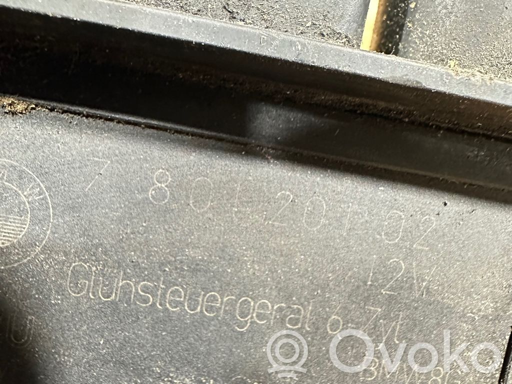 BMW 5 E60 E61 Kvēlsveču relejs 