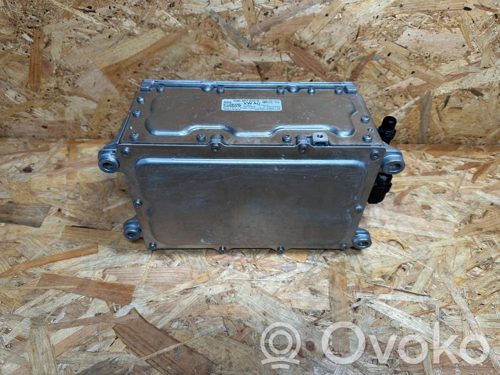 Volkswagen Golf VII Inversor/convertidor de voltaje 