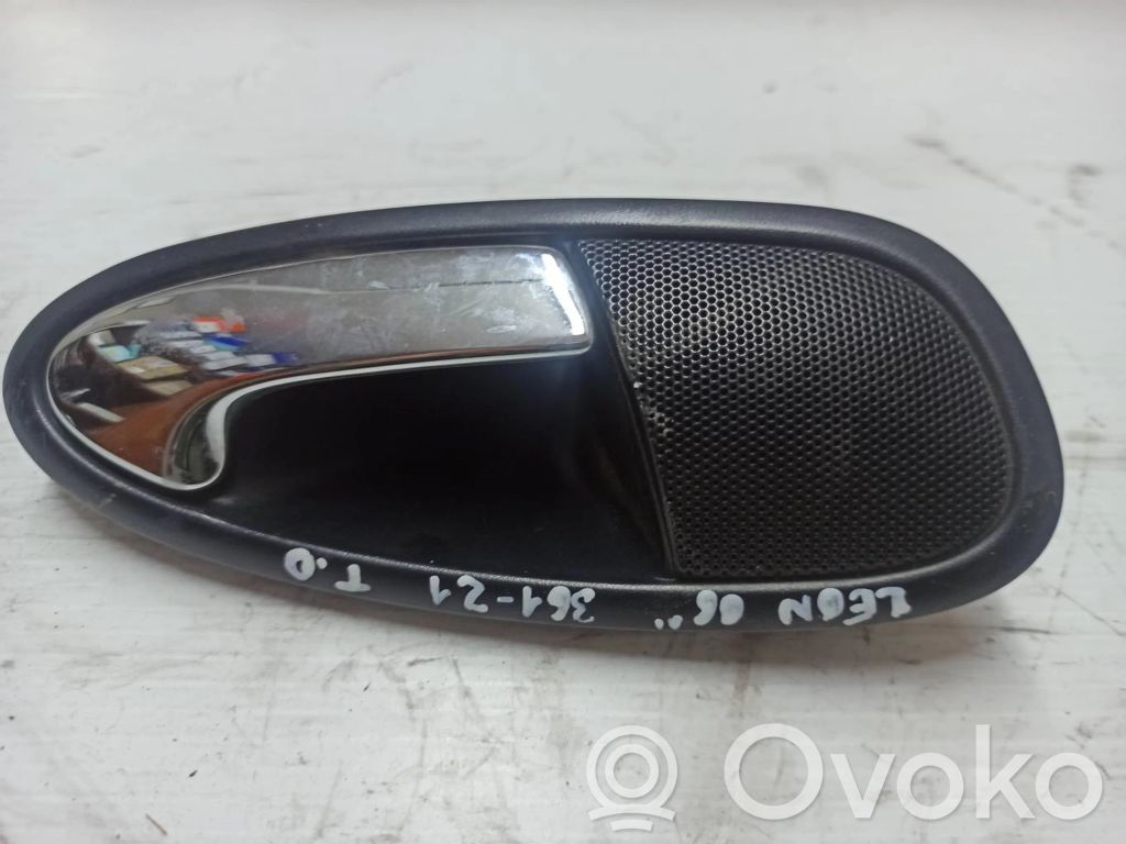 Manecilla interna puerta trasera   5P0839114,5P0839114