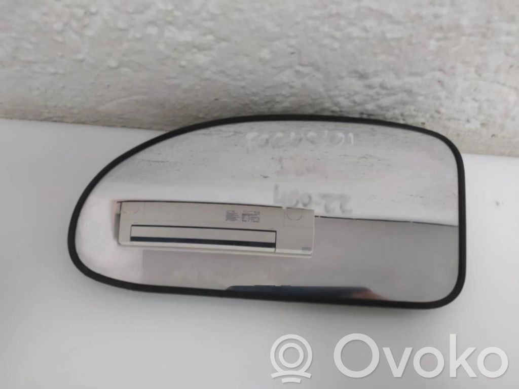 Ford Focus Spoguļa stikls 