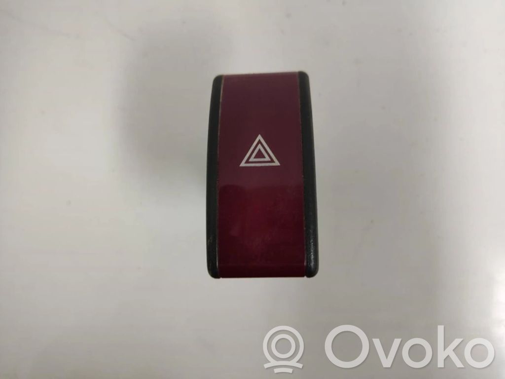 Botón interruptor de luz de peligro   524119