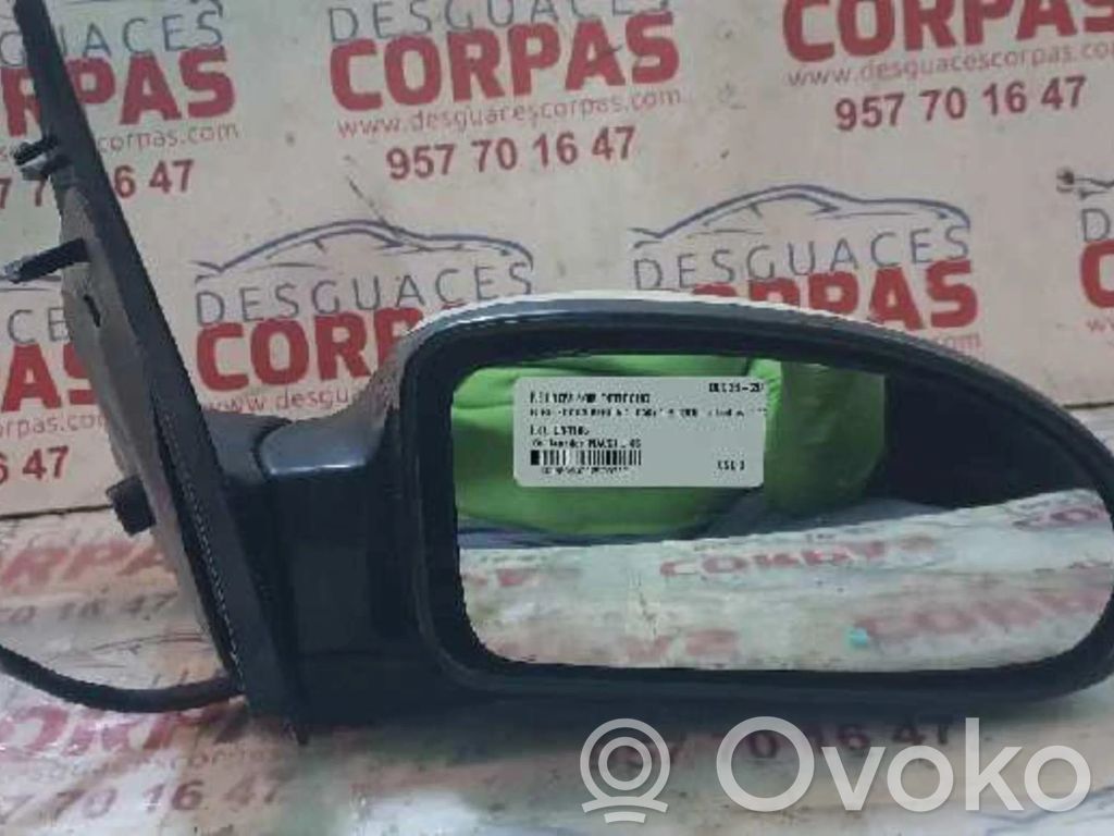 Ford Focus Front door electric wing mirror 