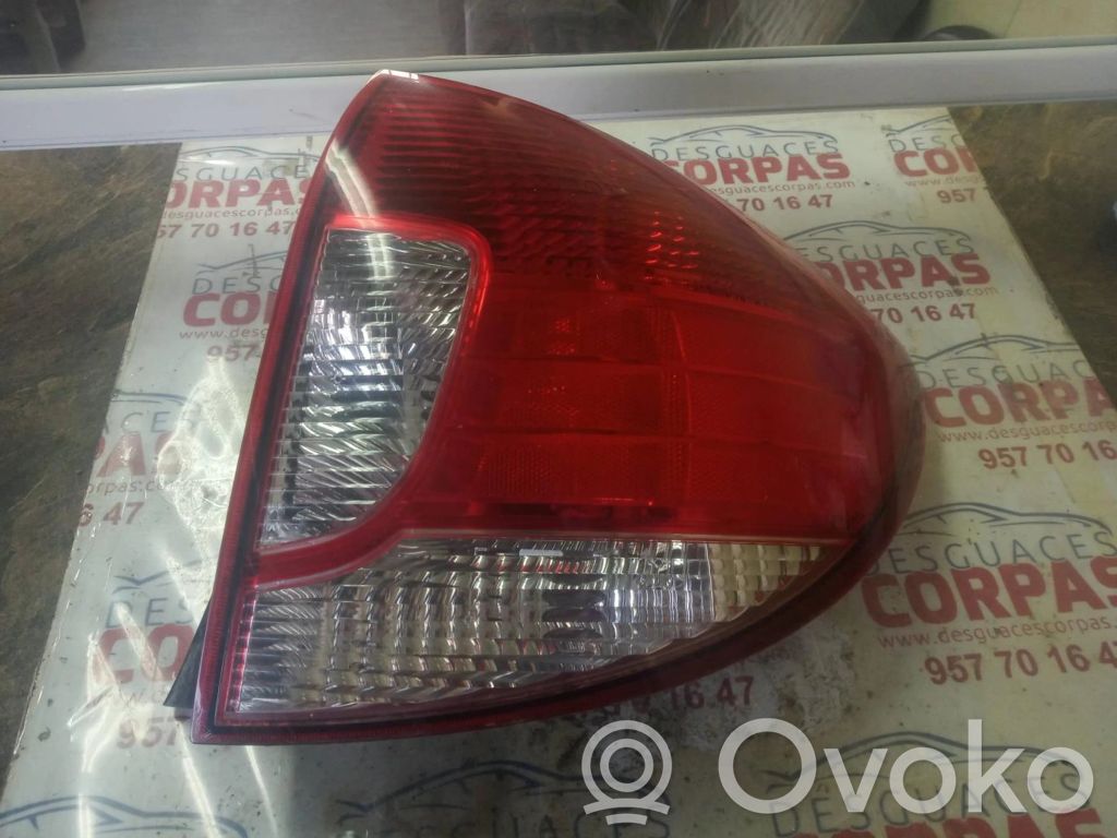 Rear/tail lights