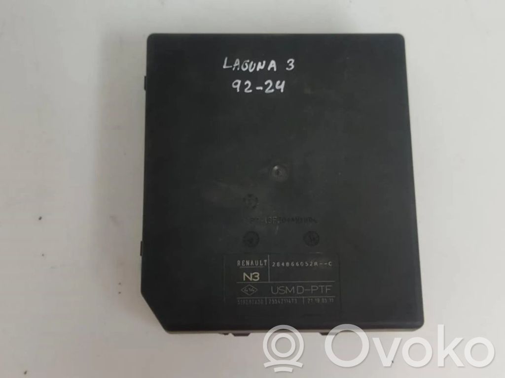 Renault Laguna III Fuse module 