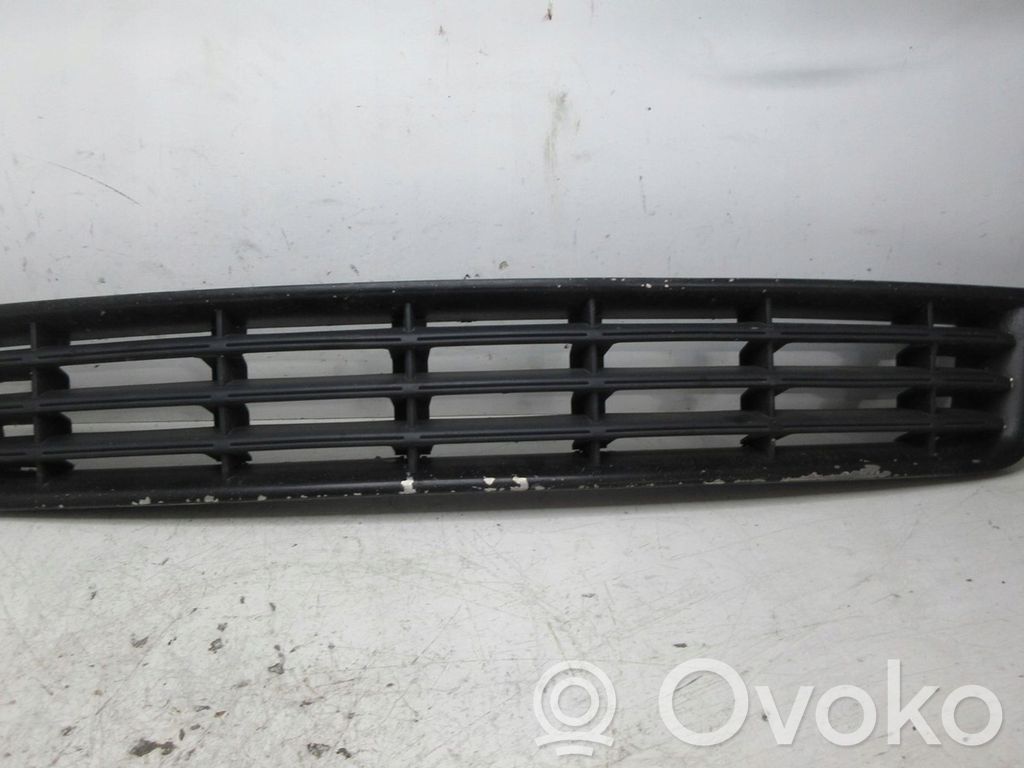 Audi A8 S8 D3 4E Front bumper lower grill 