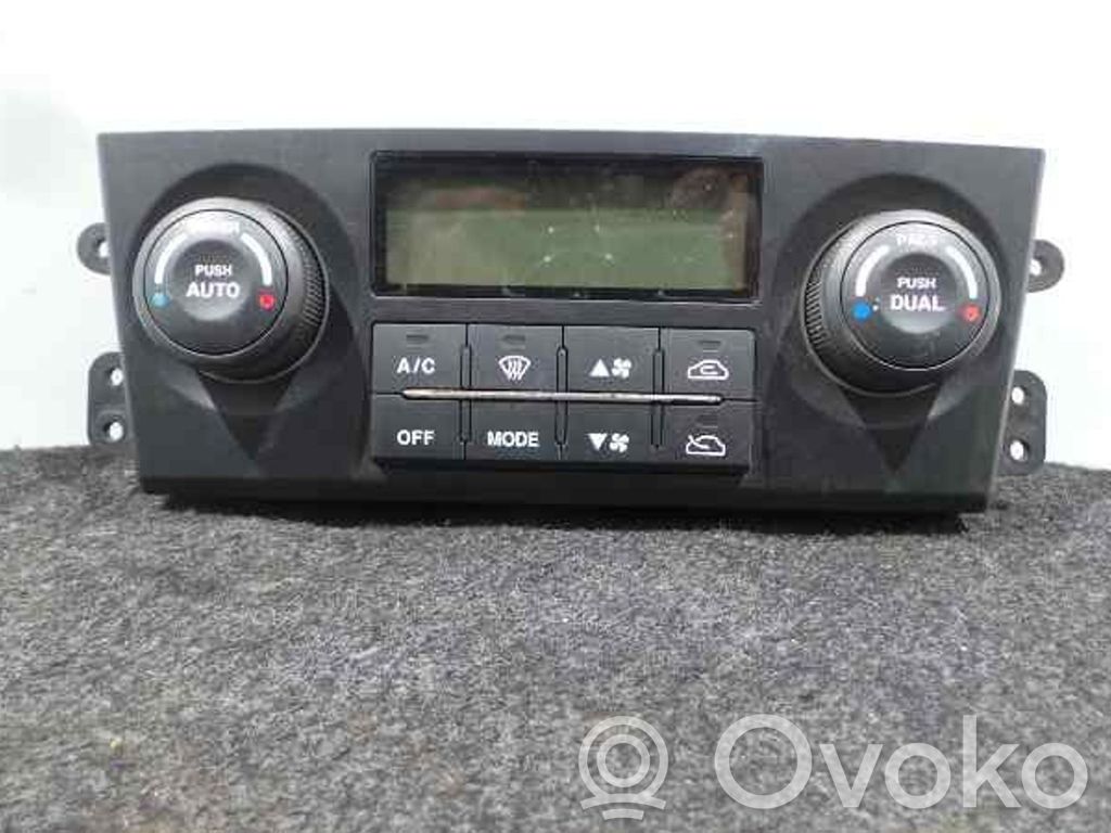 KIA Sorento Climate control unit 
