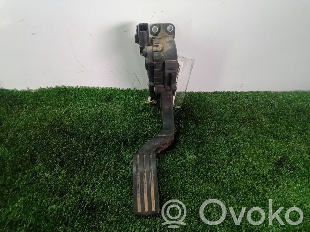 Accelerator throttle pedal   2S619F836AA,6PV00856700