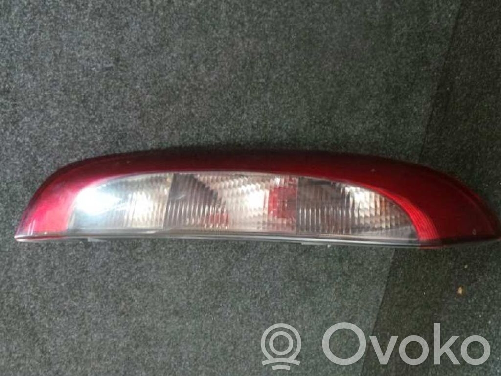 Opel Corsa C Feux arrière / postérieurs 