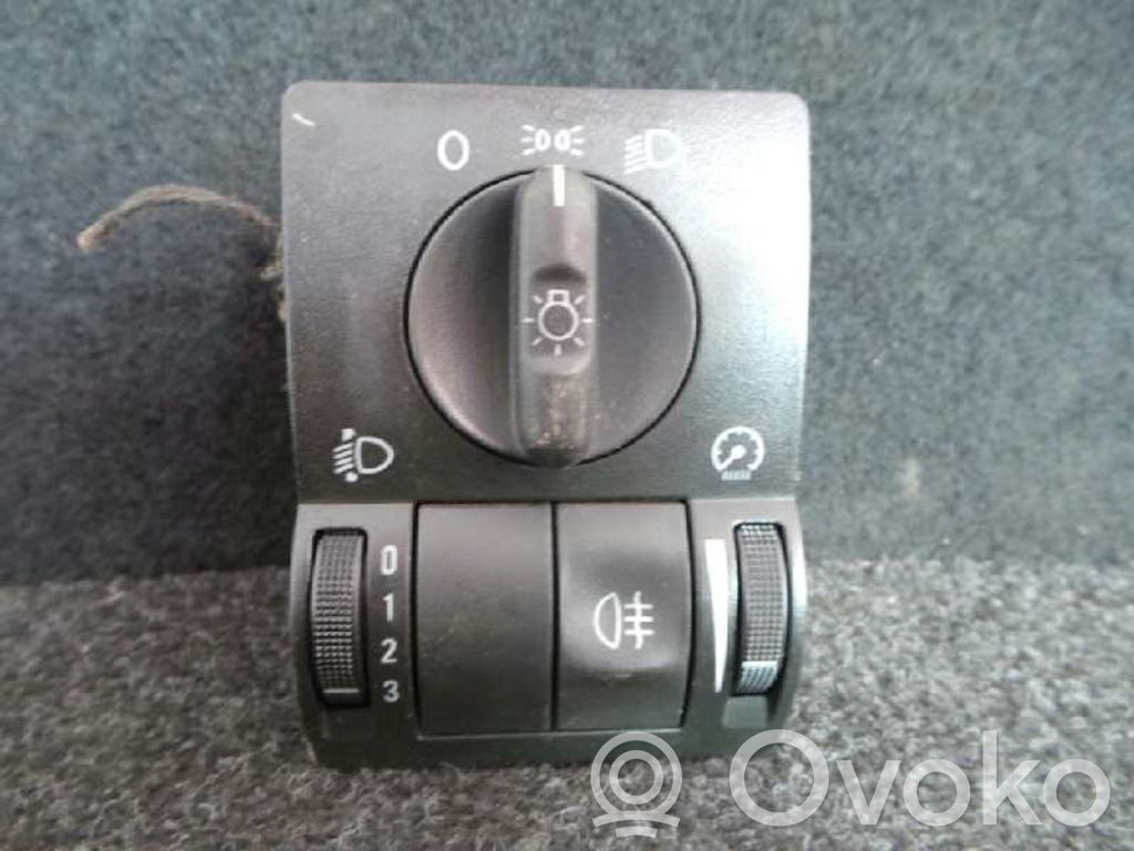 Opel Corsa C Multifunkcinis valdymo jungtukas/ rankenėlė 