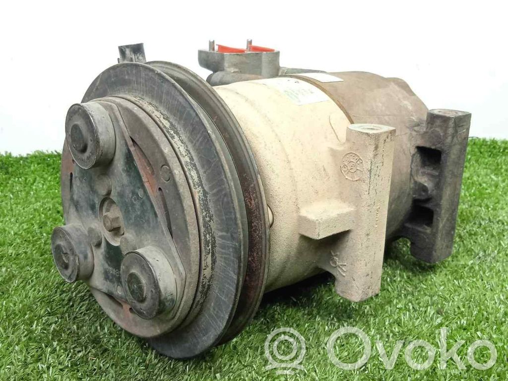 Hyundai H-1, Starex, Satellite Air conditioning (A/C) compressor (pump) 