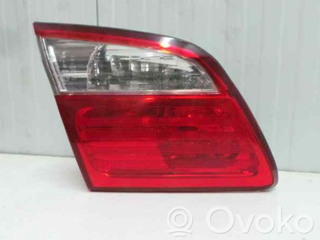 Rear/tail lights   2SERIE0004