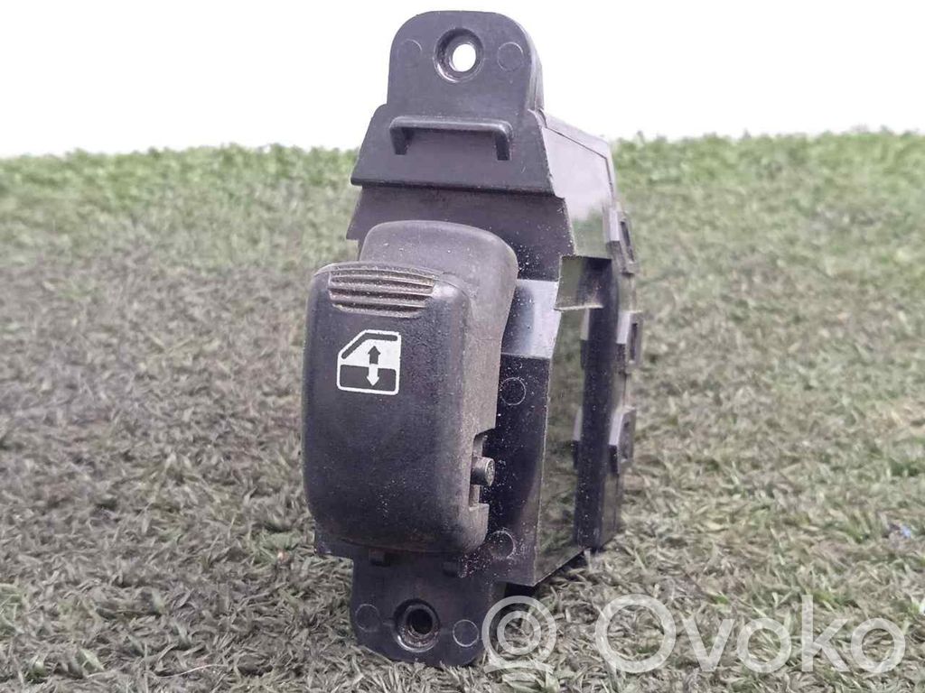 Interruptor del elevalunas eléctrico   620W0304
