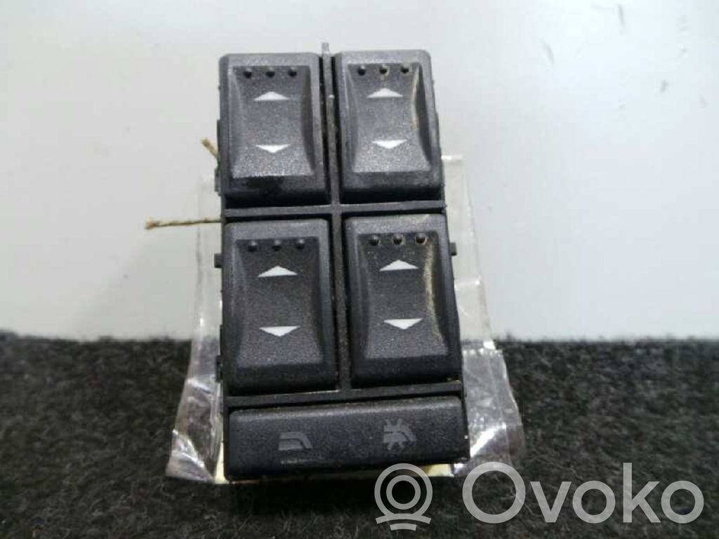 Ford Mondeo Mk III Electric window control switch 