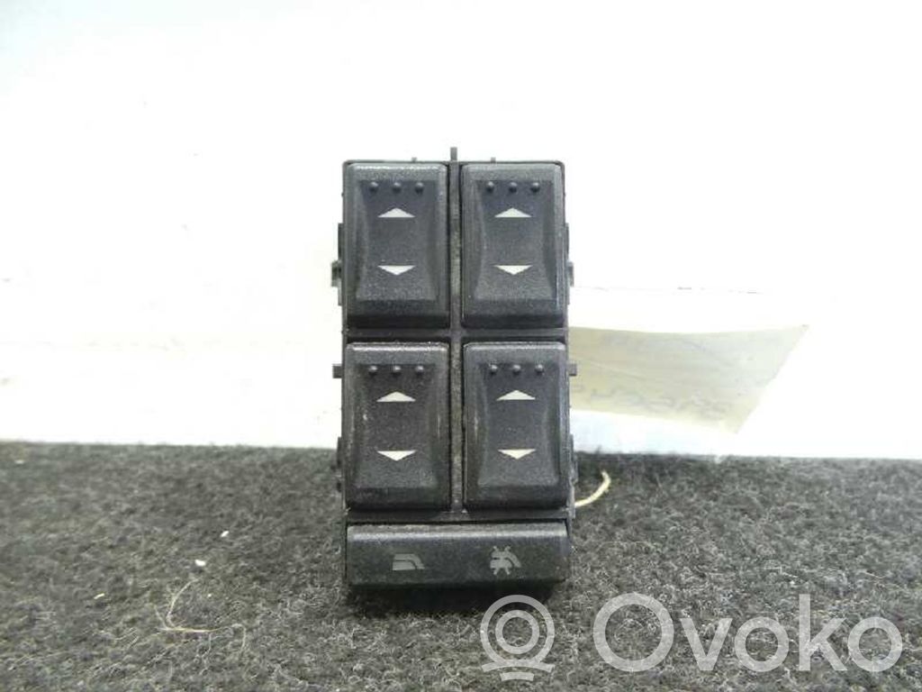 Ford Mondeo Mk III Electric window control switch 