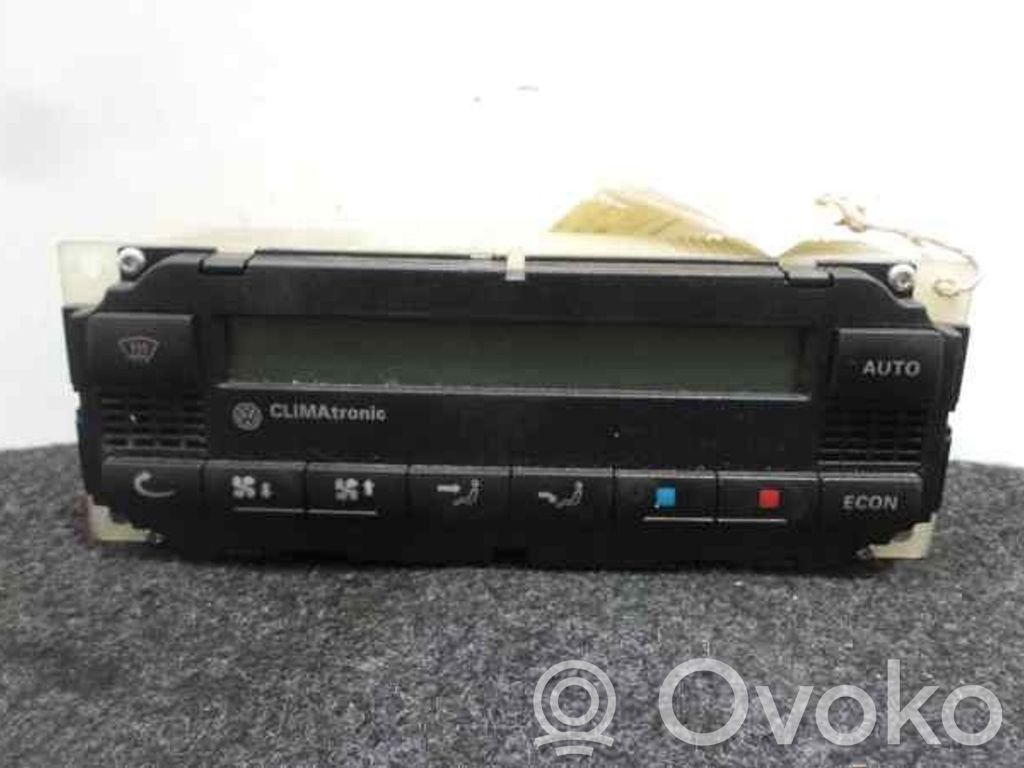 Volkswagen Passat Alltrack Climate control unit 