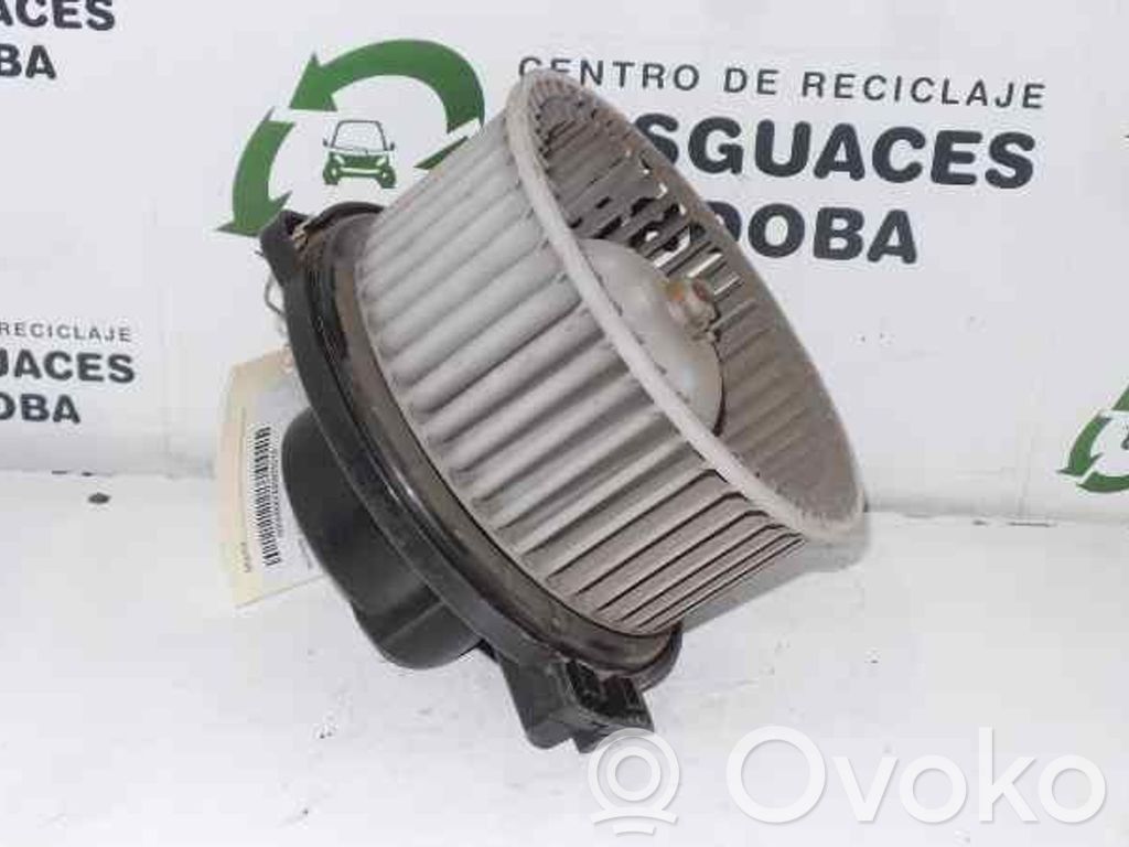Mazda MPV Pečiuko ventiliatorius/ putikas 