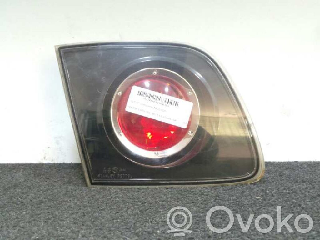 Mazda 3 I Aizmugurējais lukturis virsbūvē 