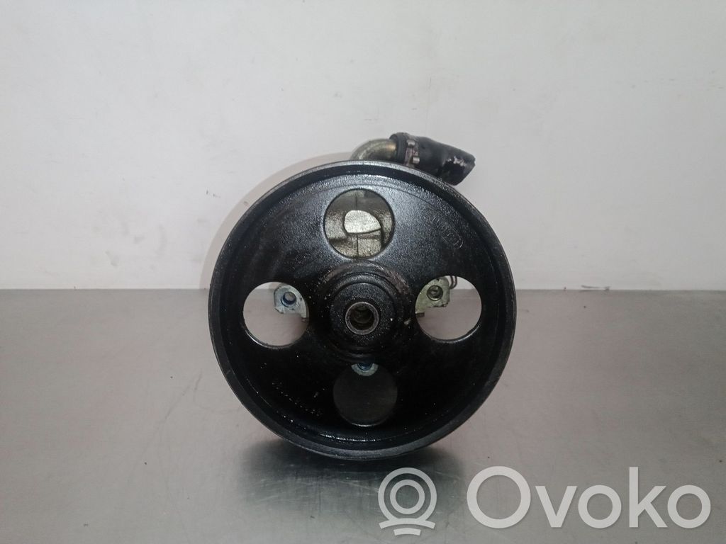 Peugeot 306 Power steering pump 
