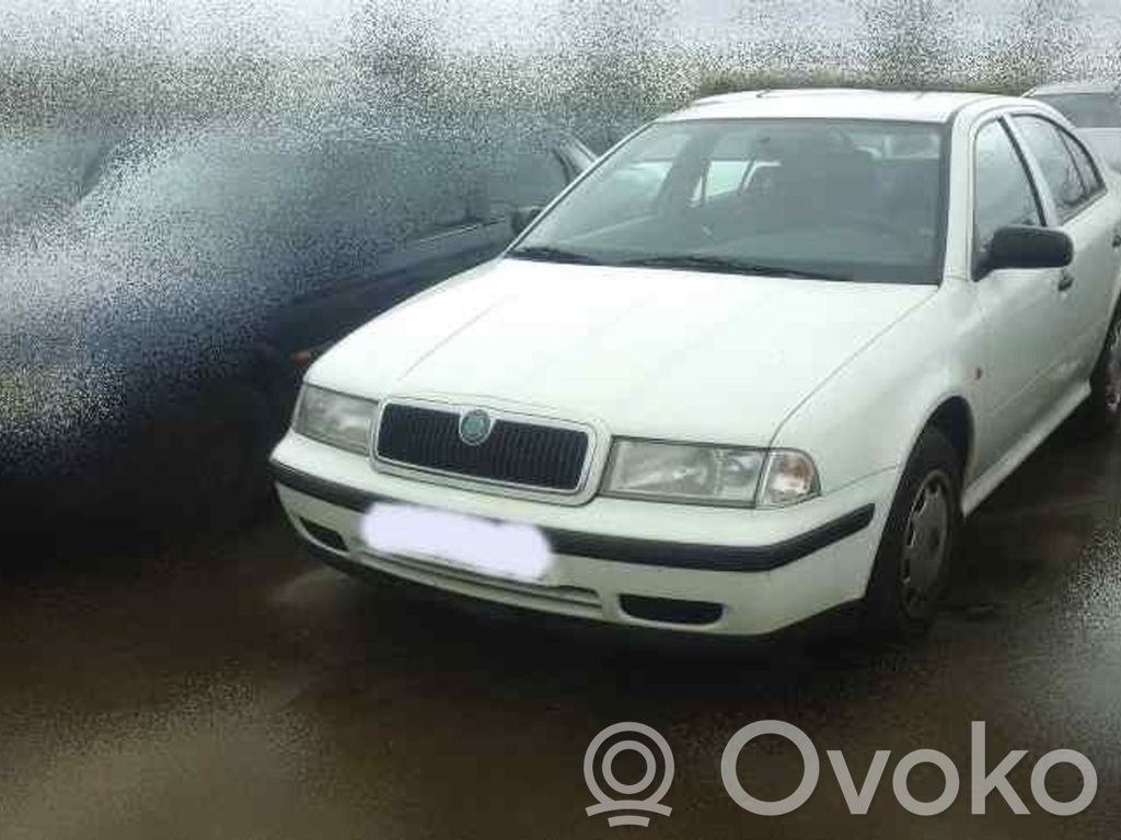 Skoda Octavia Mk1 (1U) Front driveshaft 