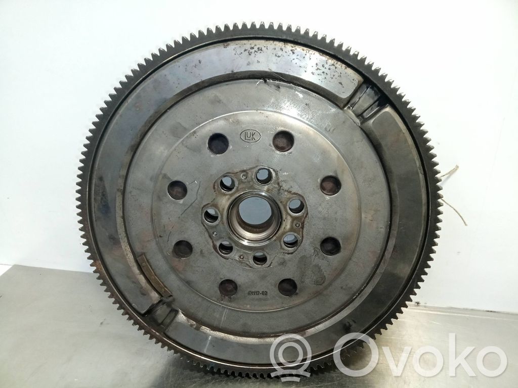 Volante motor   1120A202,LUK