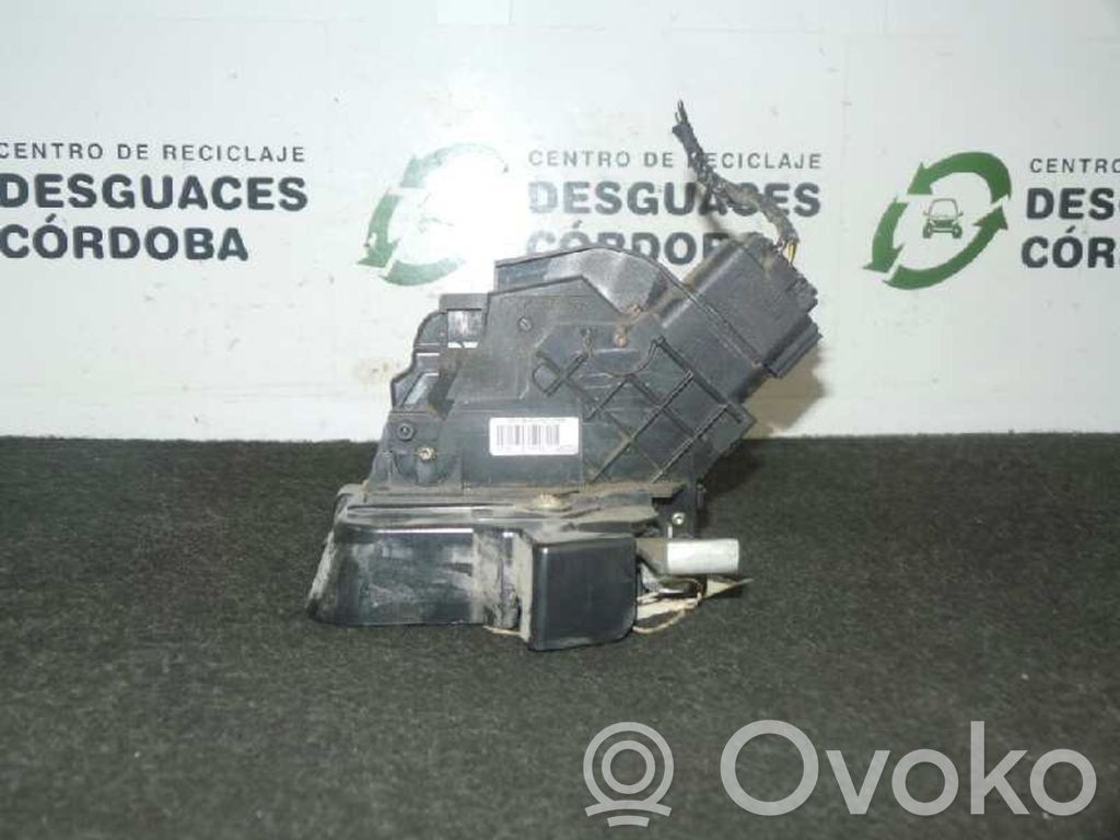 Cerradura de puerta trasera   4M5AR26412BB,6PINES